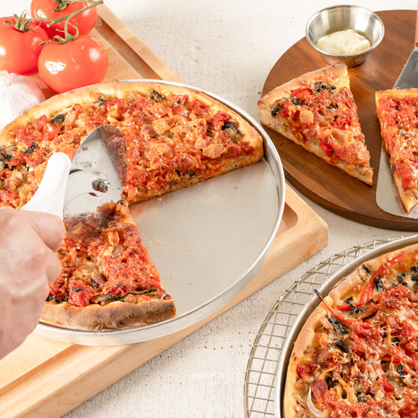 17" Aluminum Deep Dish Pan #3